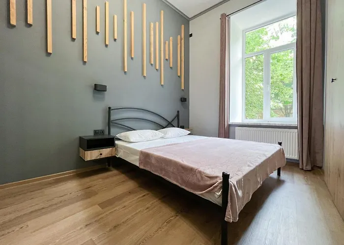 White Pearl Sadova Inn Odesa