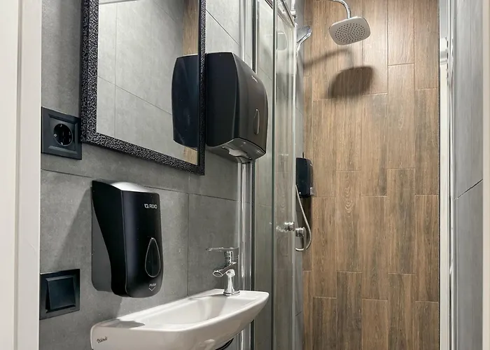 White Pearl Sadova *